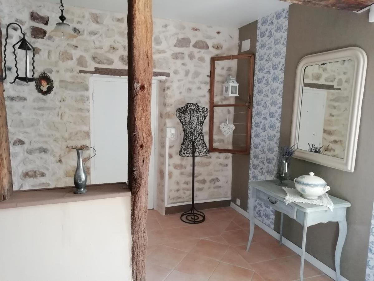 Les Bories En Champagne Vila Montlevon Exterior foto