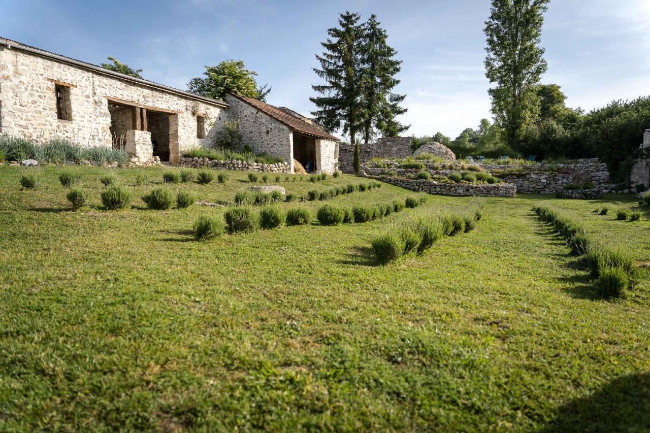 Les Bories En Champagne Vila Montlevon Exterior foto